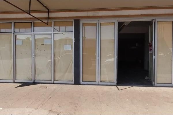 Kopp Commercial is pleased to offer you this commercial space situated in Congella on busy main road.

GLA 269 square meters
Rental R18 ...