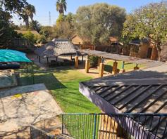 Commercial Property for sale in Rooihuiskraal