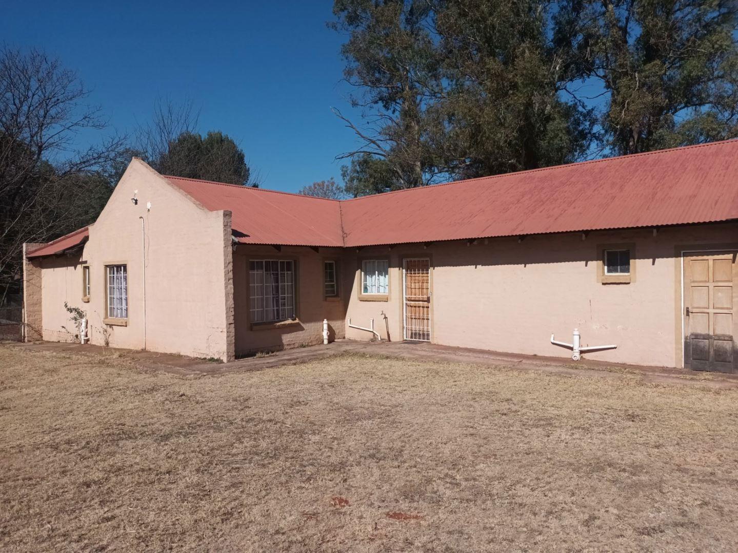 3 Bedroom House to rent in Brakpan Central - P24-114639452