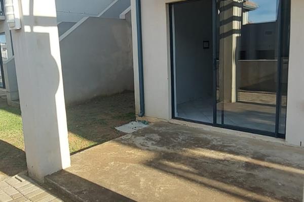 2 Bedroom Apartment / Flat to Rent in Kidds Beach