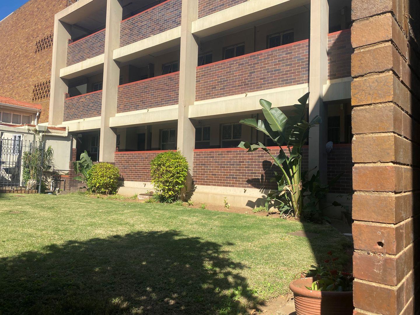 Apartment / flat to rent in Musgrave P24114643905