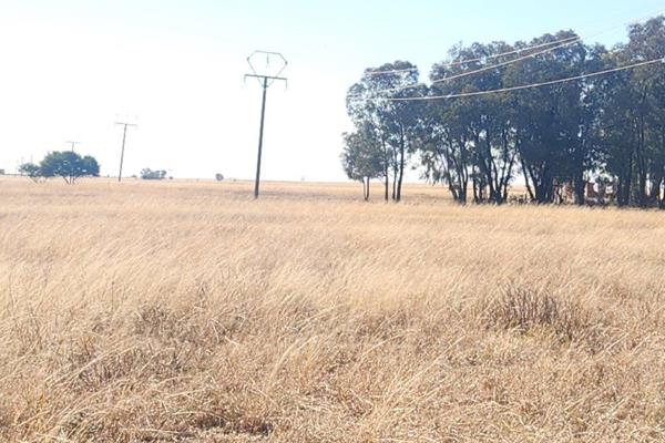 This farm presents a rare blend of natural beauty, sustainable living and agricultural potential making it a compelling investment ...