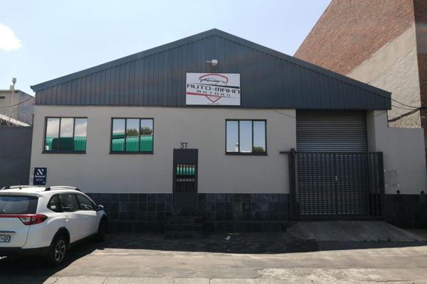 This neat and compact industrial unit measuring 380sqm is available either for rent at ...