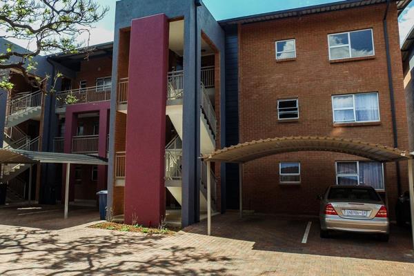 ?? Discover Tranquil Living in Montana, Pretoria
BARGAIN UNIT FOR SALE
Welcome to this charming 2-bedroom townhouse nestled in the ...