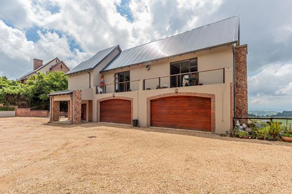 Smiths is proud to announce this 1100 square meter home in a country-style gated estate with Kearsney College a hop and skip away.  If ...