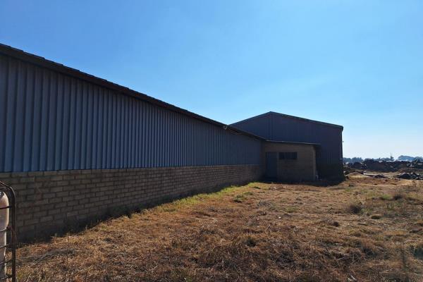 Perfect location just off the N4 Highway and close to the Industrial area on the main road, close to all the coal mines. Fully fenced ...