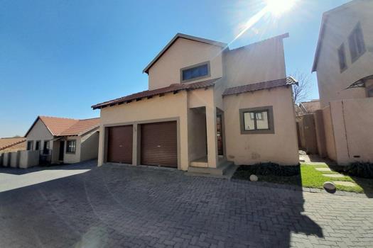 3 Bedroom Townhouse for sale in Halfway Gardens