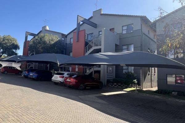 Lock-up-and-go.

Open plan living area, lounge dining room and kitchen.

The kitchen has granite countertops and ample cupboard ...