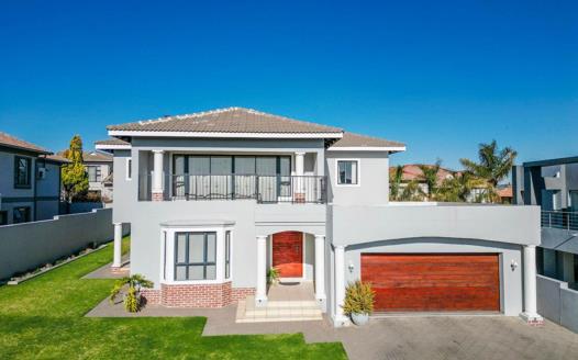 4 Bedroom House for sale in Kyalami Glen Estate