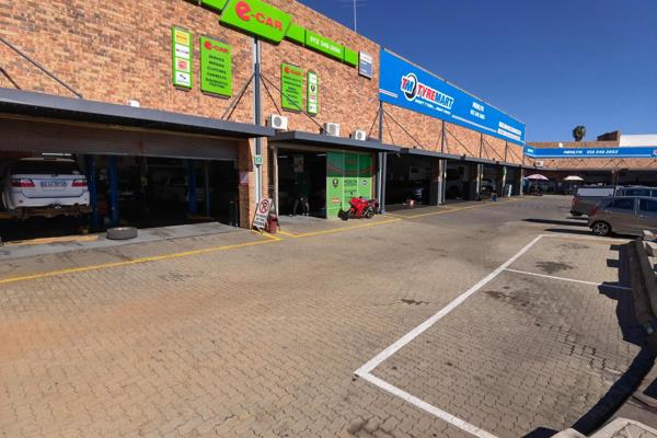 Discover a remarkable opportunity to lease a 261m&#178; Workshop / Retail  space ...