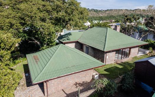 3 Bedroom House for sale in Groenvallei