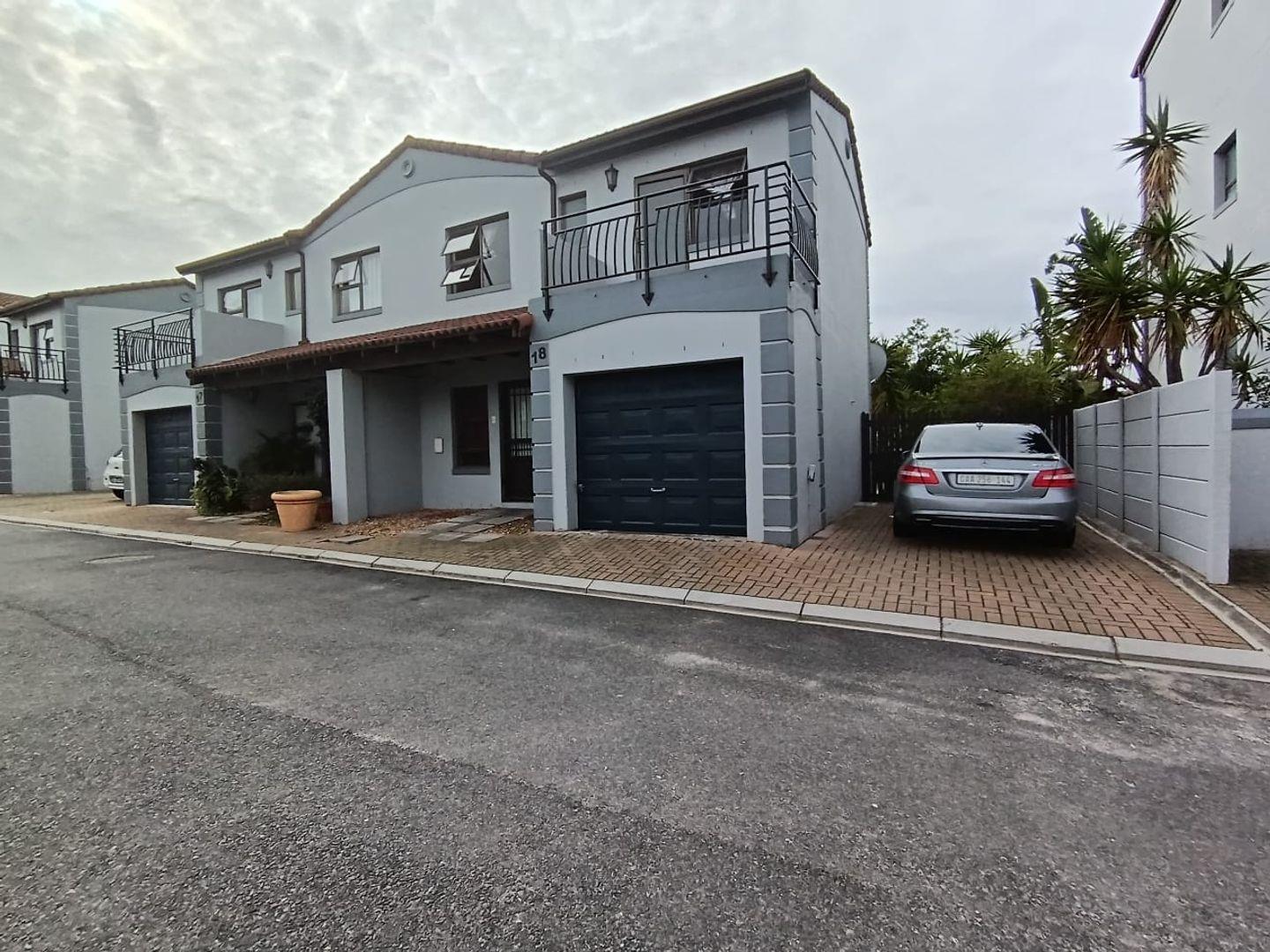 3 Bedroom Townhouse for sale in Parklands P24114656751