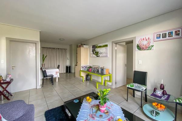 Welcome to your dream home in the prestigious Royal Ascot, Cape Town! This spacious ...