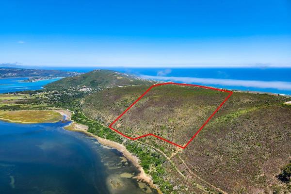 Live where Eagles soar…  This magnificent property perched on a rise enjoys breath taking views to the ocean as well as over Knysna and ...