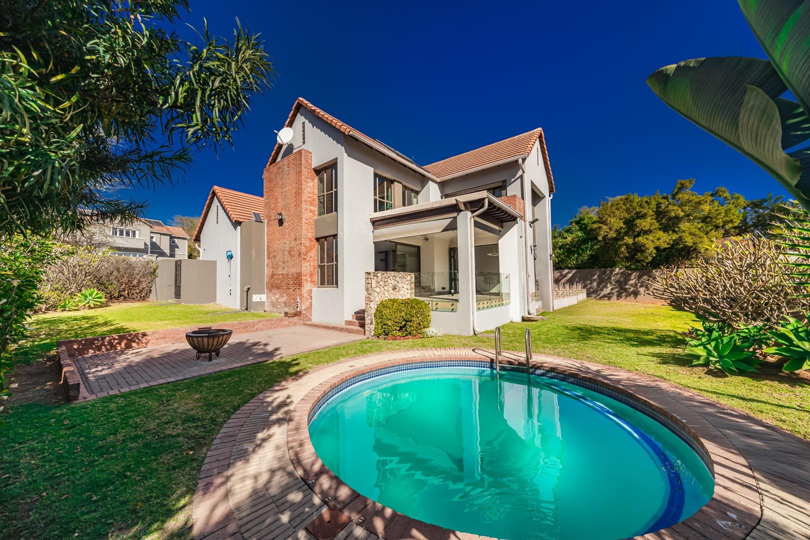 3 Bedroom House for sale in Olivedale P24114658466