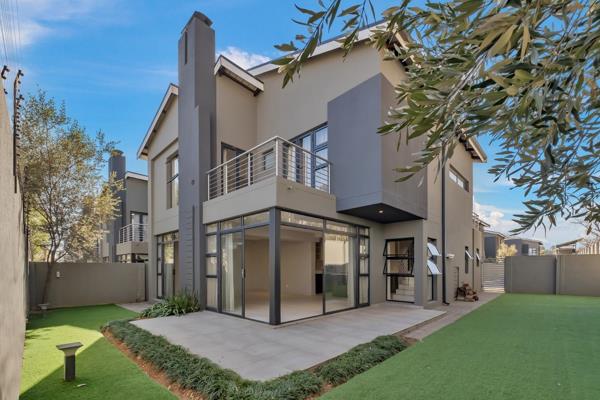 Contemporary 4-bedroom cluster with pet friendly garden in Bryanston East. One of 18 exclusive luxury homes in a secure estate – ...