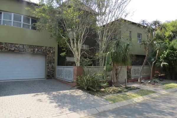 Welcome to this stunning modern family home located in the prestigious Bushwillow Park ...