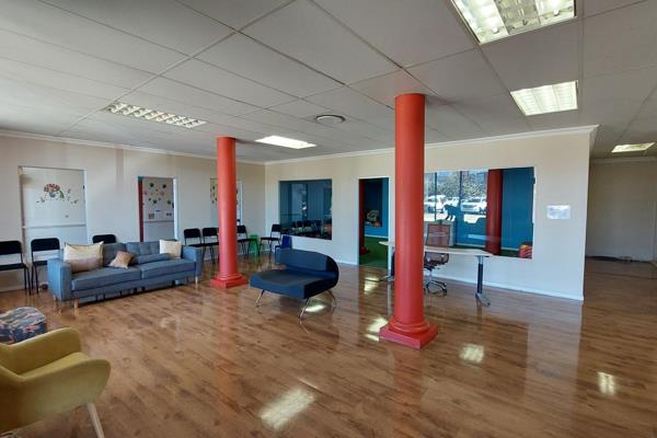 This impressive office space, previously used as a school, offers a vibrant and professional environment to elevate your business. ...