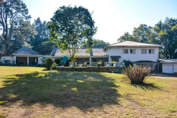 Welcome to this exclusive listing of a 8.4-hectare small holding right on the R56, a perfect blend of country living and modern ...