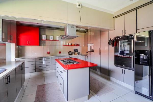 STUNNING, SPACIOUS 5 BEDROOM DOUBLE STOREY HOME
This home offers so much. Enter into a ...