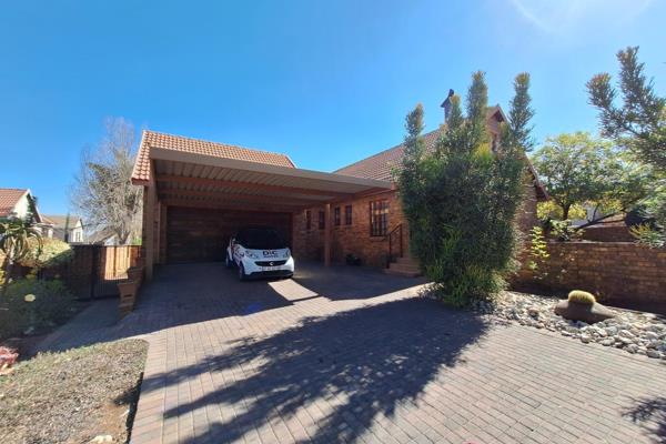 Situated in Brooklands Lifestyle Estate

!!! Newly Renovated !!!

!!! Pets are Allowed !!!

To view this property:
- Kindly use ...