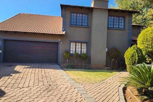 3 Bedroom House for sale in Linden