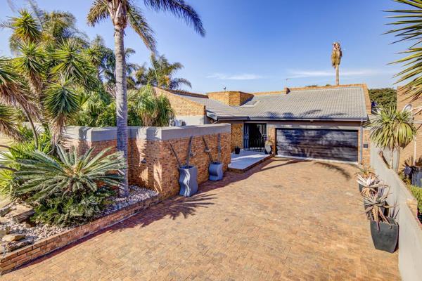 Your lifestyle! - is your luxury.. 
Safe &amp; secure in a beautiful family estate!!
View this breathtaking home - beautiful even in ...