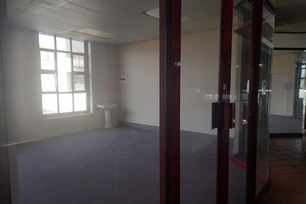 Introducing a prime commercial property located in the vibrant heart of Middelburg Central, offering a spacious 70m2 office space ideal ...