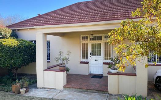 4 Bedroom House for sale in Orange Grove