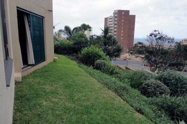 This fully furnished one-bedroom unit in Umhlanga is available for rent, offering modern comfort and convenience. The open-plan kitchen ...