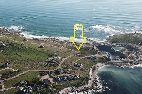 CAPE ST MARTIN – BRITANNIA BAY
                   
JOINT MANDATE - This west-facing ...