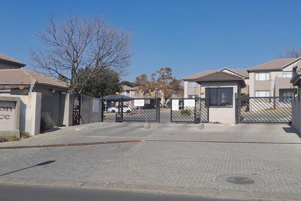 Welcome to your imminent home in the peaceful and sought-after community of Vorna Valley, Midrand.
This sociable 2-bedroom, 1-bathroom ...