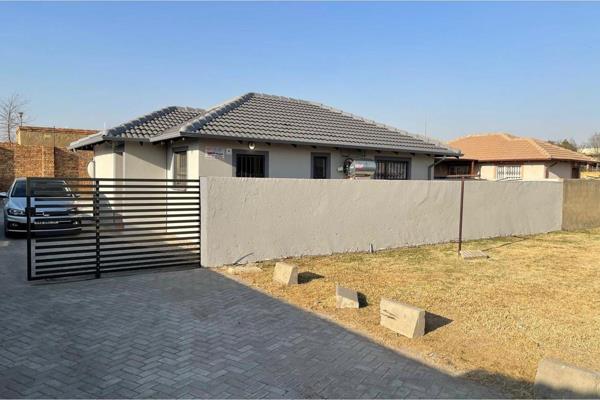 Exclusive Sole Mandate!
This comfortable family home is nestled in the heart of Kriel town in close proximity to all amenities and it ...