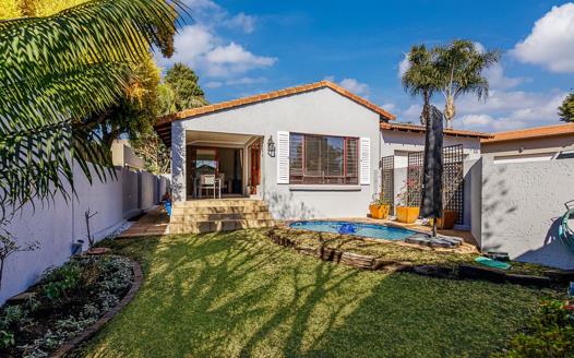 3 Bedroom House for sale in Lonehill