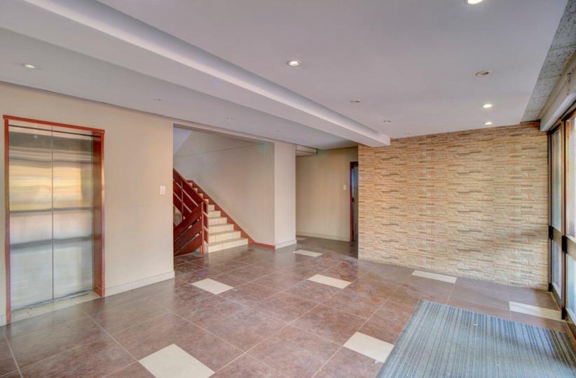 Listing number: P24-114675619, Image number: 2, Image