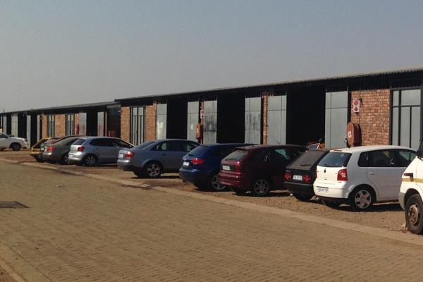 Light industrial units /workshops / warehouse / mini factories 

direct from the owner ...