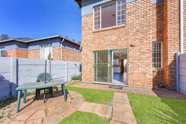 This private 2 bedroom, 1 bathroom townhouse is ideal for first-time home buyers or investors. It has a lovely pet-friendly garden and ...