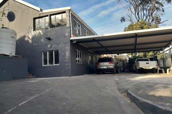 *DRIVE-IN ACCESS*
Automated gate and undercover parking for 5/6 vehicles.
*GROUND LEVEL*
One bedroom granny flat.
*main house*
(upper ...