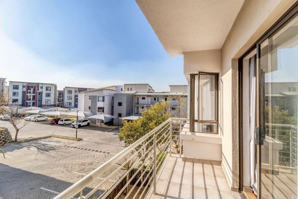 Neat, clean, and modern, this apartment is the ideal lock up and go. The open plan kitchen/living room leads out onto a balcony with a ...