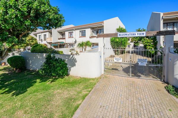 Escape to seaside serenity with this delightful and sunny 3-bedroom duplex in a secure complex, where every day feels like a holiday! ...