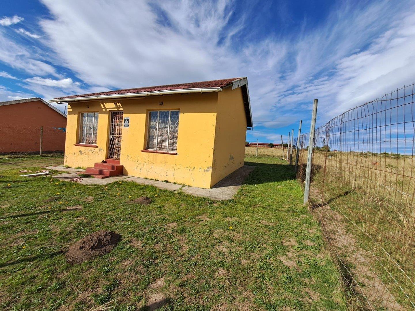 Phakamisa Property Property and houses for sale in Phakamisa