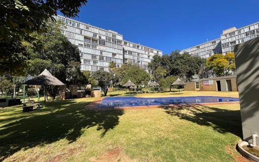 2 Bedroom Apartment / Flat for sale in Bedfordview