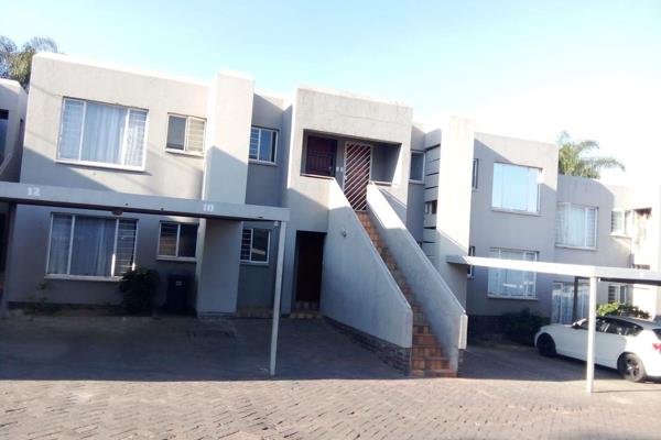 President Park in Midrand offers an inviting residential environment with this charming two-bedroom apartment. Ideal for those seeking ...