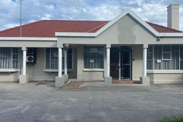 Discover your ideal office space on Cape Road with this fantastic opportunity! ...