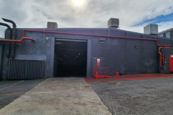 Located in the thriving Urban Growth Park in Paarl, this industrial property offers an ...