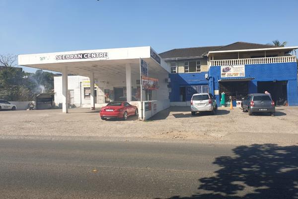 Jazmax Phoenix presents an ideal place , perfectly situated on a busy main road , and consist of Tyre repair ,panel beater and paint ...