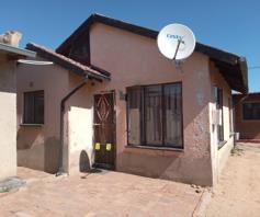 House for sale in Diepsloot