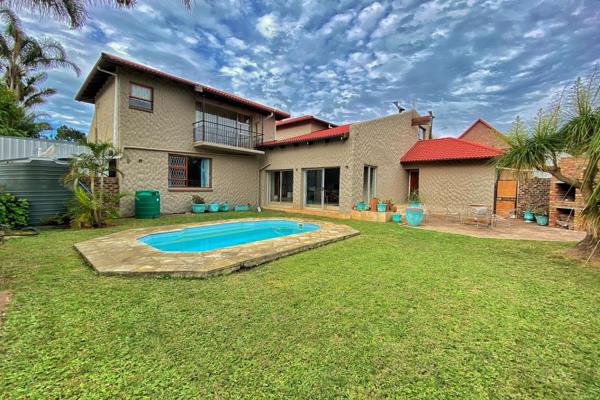 Welcome to this exceptional property located at 32 Pongola Road in Winterhoek Park. This ...