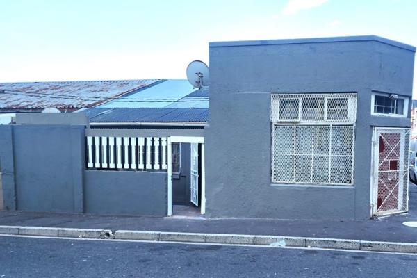 Accepting Offers.

DESCRIPTION:
•  This property offers 3 apartments split into 9 rooms
•  Rental income R29,000 per month
•  Potential ...