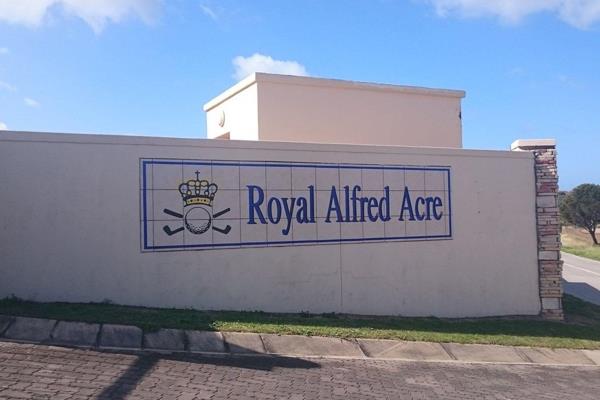 Royal Alfred Acre is a secure, gated, twenty plot estate, a chip and a putt away from ...